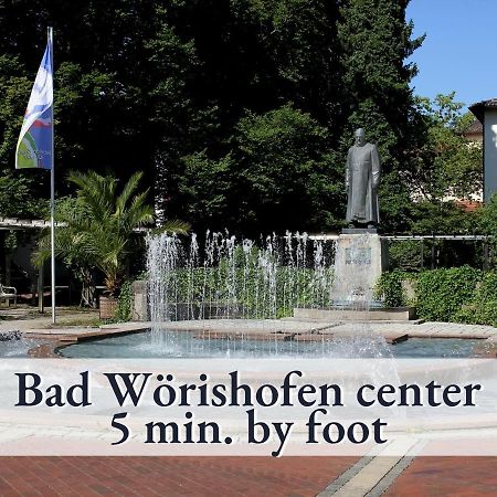Sehr Gemuetliche Ferienwohnung In Bester Lage Mit Grossem Sonnenbalkon L Innenstadtnaehe L 1 Minute Zum Bahnhof L Kueche L Tv L Free-Wlan L Willkommen Im Hallo!-Apartment 8 Bad Wörishofen Kültér fotó